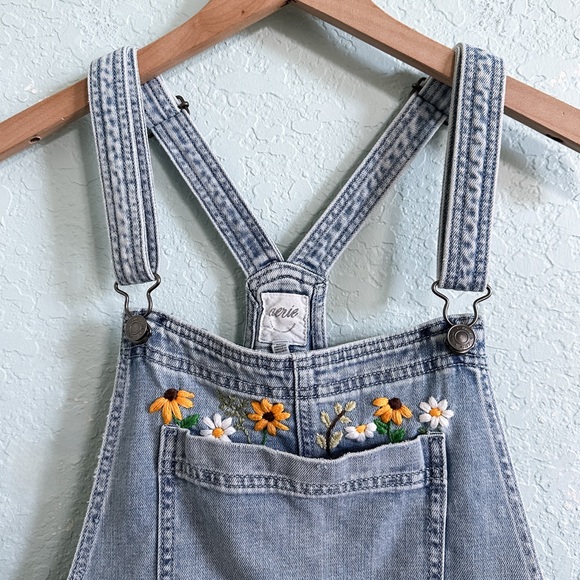 Aerie•Upcycled•Lightwash Denim Shortalls•Stretchy•Dolphin Raw Hem•One of a Kind - Picture 4 of 13